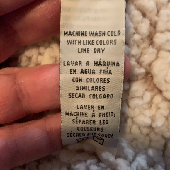 Sherpa lined  Large Vest  NWOT - Picture 8 of 11